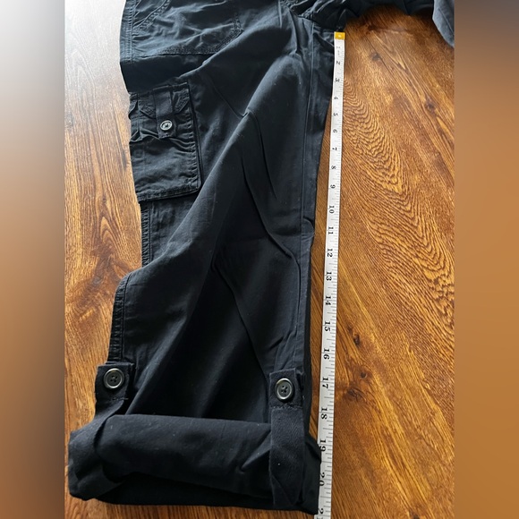 NWT Y2K Old Navy Low Rise Roll-Up Cargo Pants Size 2 - Picture 13 of 15